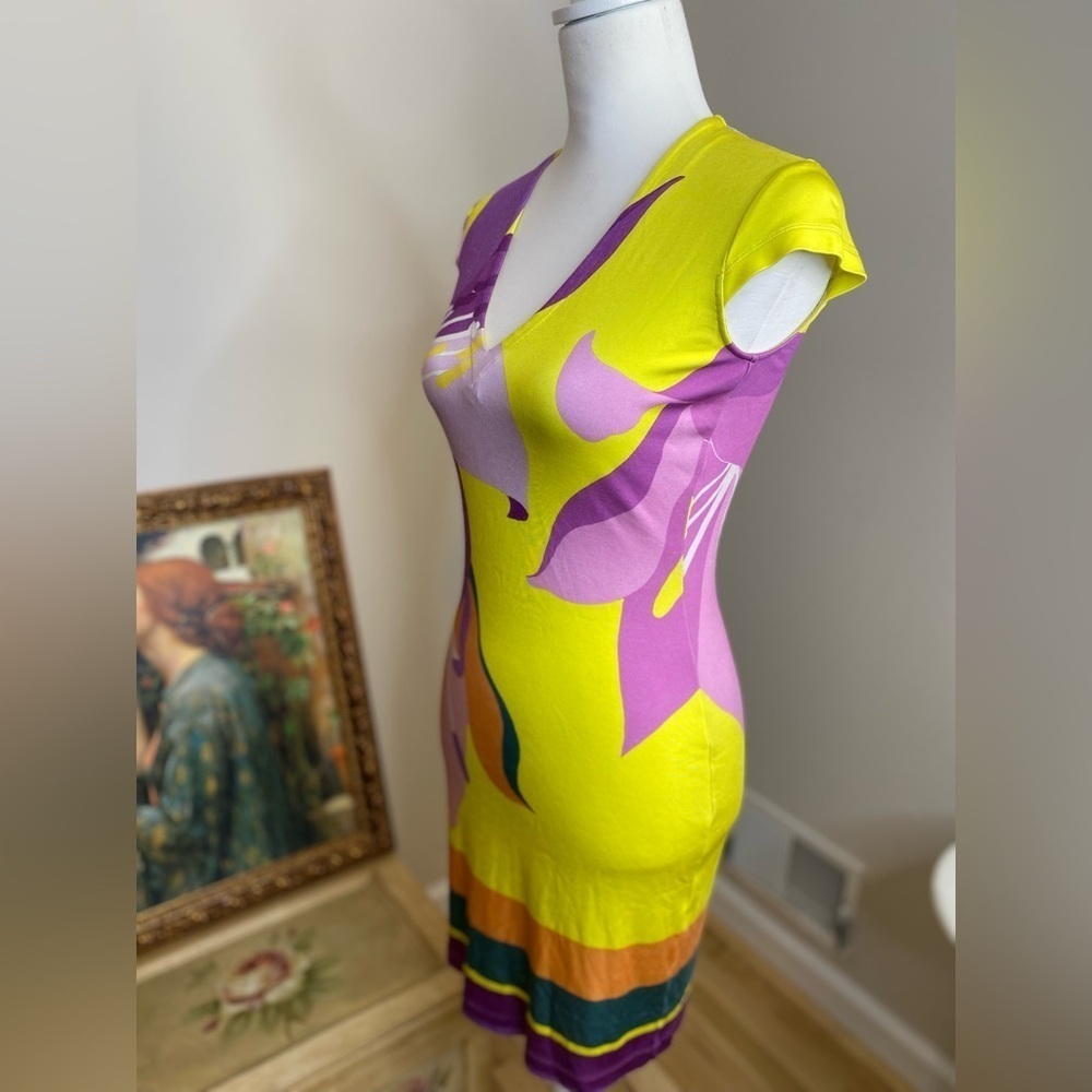 Dress - Picture 3 of 7